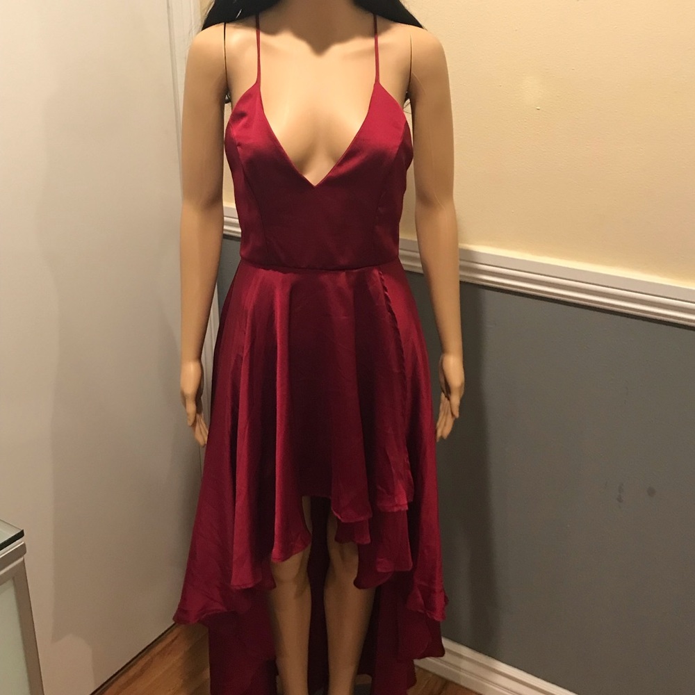 Burgundy Formal Spaghetti Strap Fishtail Dress.